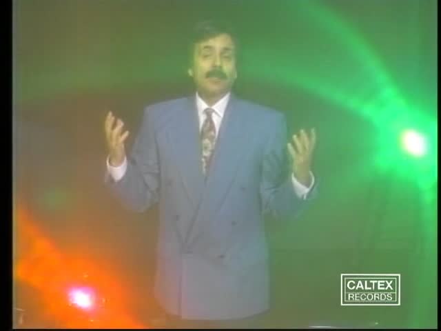 Hassan Shojaee – Dokhtaroon + Dancers
